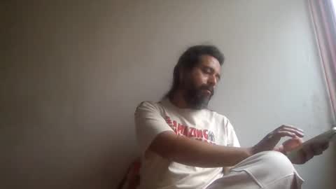 yeshuaaa999 online show from January 19, 2025, 9:02 pm