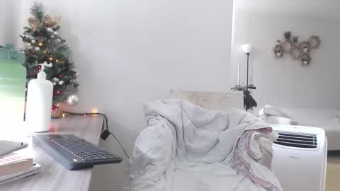 yesikacosta online show from January 15, 2026, 5:27 pm