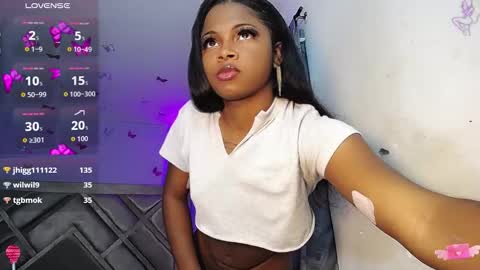 yessica_tsx online show from December 17, 2025, 3:12 am