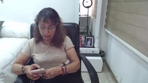 jessy online show from December 6, 2024, 10:52 pm