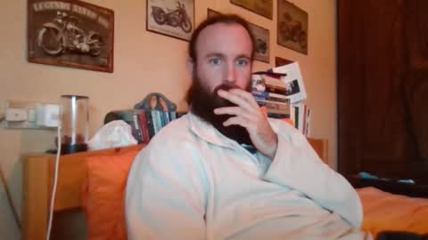 yeti_92 online show from October 25, 2025, 9:06 am