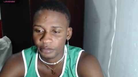 yeycom_hot07 online show from February 18, 2025, 5:42 am