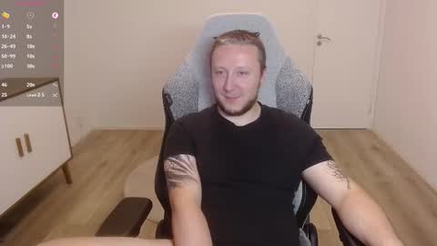 Snapshot of yhdxhy chatting on October 16, 2025, 6:42 pm James online show from October 16, 2025, 6:42 pm