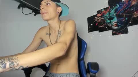 Snapshot of yherferson_45 chatting on April 16, 2026, 5:30 am yherferson_45 online show from April 16, 2026, 5:30 am