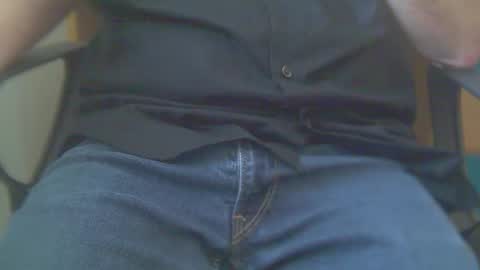 yigalb_ online show from September 14, 2025, 8:24 am