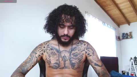 Snapshot of yio__cohen chatting on October 25, 2025, 12:02 pm yio cohen online show from October 25, 2025, 12:02 pm