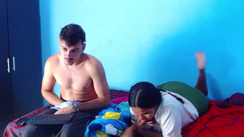 yisela_scott online show from October 2, 2025, 5:47 am