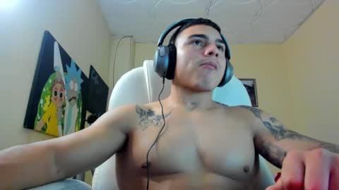 Snapshot of yker18 chatting on December 29, 2024, 6:14 am yker online show from December 29, 2024, 6:14 am