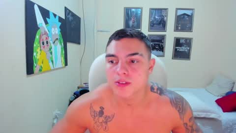 Snapshot of yker18 chatting on January 8, 2025, 8:27 am yker online show from January 8, 2025, 8:27 am