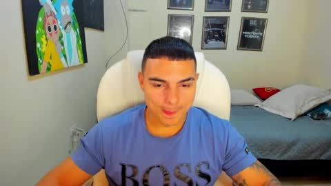 Snapshot of yker18 chatting on March 6, 2025, 6:05 pm yker online show from March 6, 2025, 6:05 pm