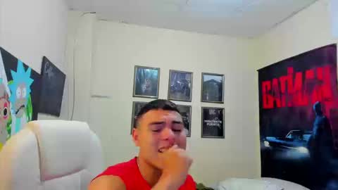 Snapshot of yker18 chatting on September 10, 2025, 2:50 pm yker online show from September 10, 2025, 2:50 pm