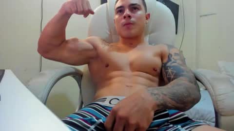 Snapshot of yker18 chatting on September 12, 2025, 4:34 am yker online show from September 12, 2025, 4:34 am