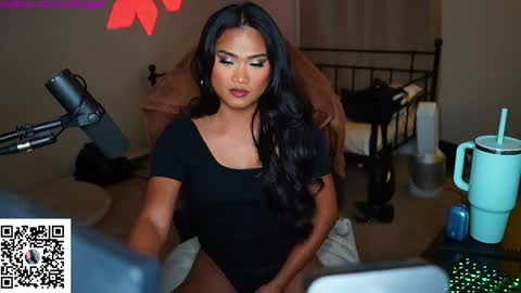 Snapshot of ynaong chatting on December 4, 2024, 4:43 am Palmela Handerson online show from December 4, 2024, 4:43 am