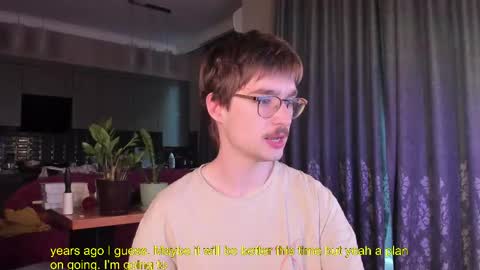 Snapshot of yoga_pizza_420 chatting on April 28, 2026, 3:33 am Max online show from April 28, 2026, 3:33 am