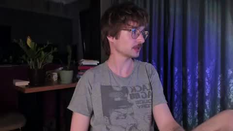 Snapshot of yoga_pizza_420 chatting on June 18, 2026, 9:41 pm Max online show from June 18, 2026, 9:41 pm
