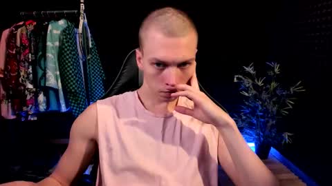 Snapshot of yoi_aji chatting on February 1, 2026, 3:21 pm You can ask my name in pm online show from February 1, 2026, 3:21 pm