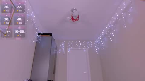 Mikaella - Mika online show from February 16, 2026, 8:38 pm