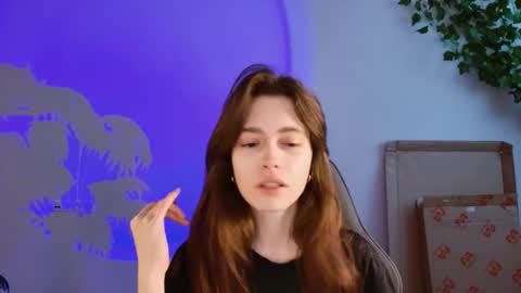 yoka_paradoxxx online show from September 23, 2025, 5:21 am