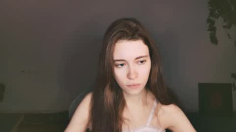 yoka_paradoxxx online show from November 21, 2025, 5:17 am