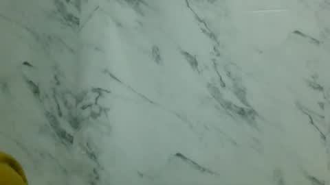 yolandrina05 online show from November 1, 2025, 3:30 am