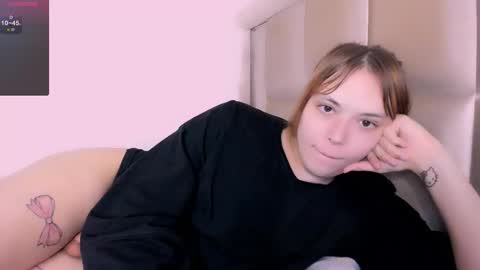 Snapshot of yomoyoo chatting on February 16, 2026, 1:13 am yomoyoo online show from February 16, 2026, 1:13 am