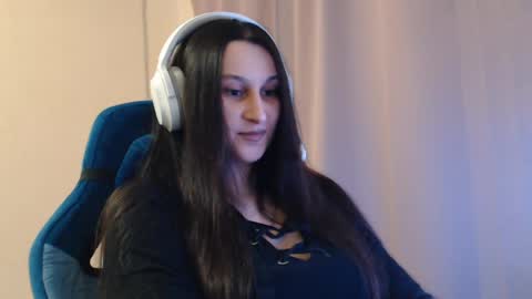 Sophie online show from March 26, 2026, 2:11 pm