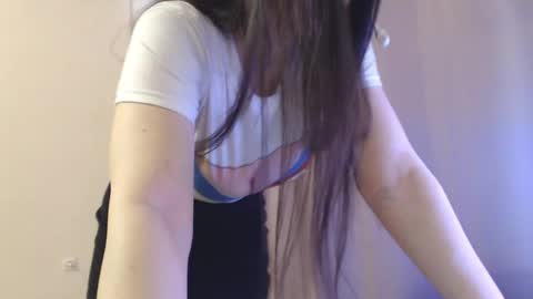 Sophie online show from April 1, 2026, 1:41 pm