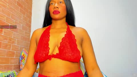 yonnsol_avril online show from December 2, 2024, 7:16 pm