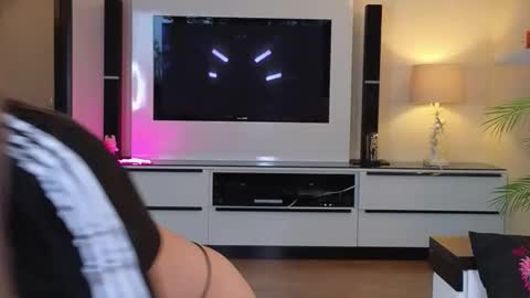  Wilma  online show from November 13, 2025, 9:41 am