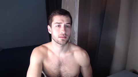 Yoooups online show from January 4, 2025, 2:35 pm