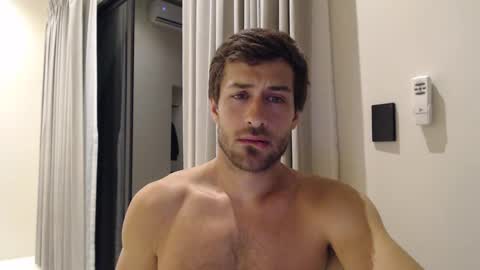 Yoooups online show from October 9, 2025, 3:26 am