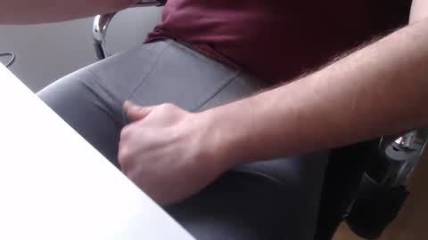 yorkiemanuk online show from March 1, 2026, 3:47 pm