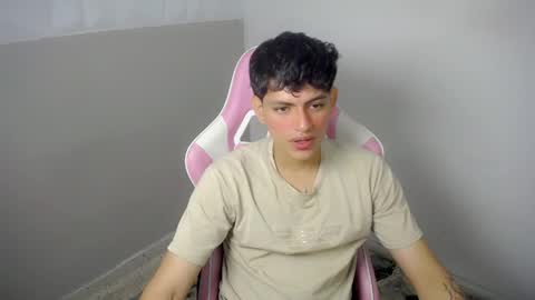 Snapshot of yosepp_cum chatting on May 12, 2026, 1:19 pm YOSEP online show from May 12, 2026, 1:19 pm