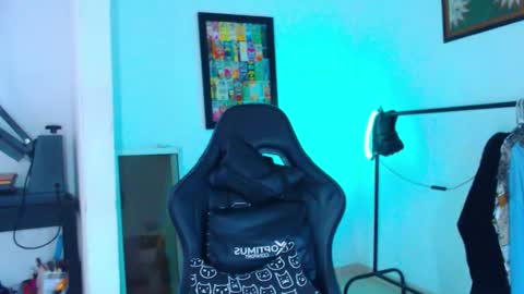 Enzo online show from March 1, 2026, 2:19 pm