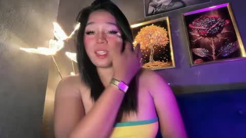 Snapshot of you_should_try chatting on May 20, 2026, 9:15 am Denice online show from May 20, 2026, 9:15 am