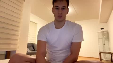 Snapshot of youcan__ chatting on February 4, 2025, 3:04 pm youcan__ online show from February 4, 2025, 3:04 pm