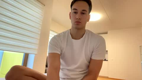 Snapshot of youcan__ chatting on February 13, 2025, 2:09 pm youcan__ online show from February 13, 2025, 2:09 pm