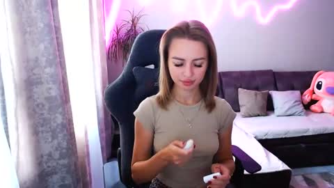 Bella online show from July 18, 2026, 6:28 am