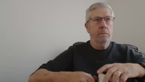 Colorado Guy Straight online show from January 1, 2025, 7:43 pm