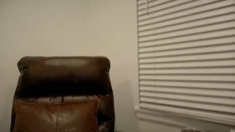 Colorado Guy Straight online show from November 11, 2025, 2:33 am