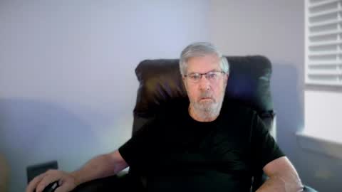 Snapshot of yougogirl_3 chatting on July 3, 2026, 12:11 pm Colorado Guy Straight online show from July 3, 2026, 12:11 pm