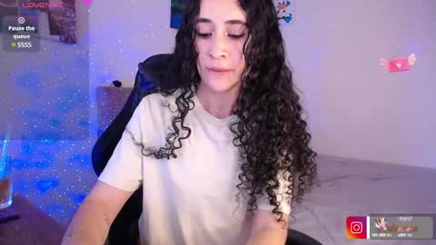 Snapshot of youlaura chatting on February 16, 2025, 8:55 pm Laura Model Independt online show from February 16, 2025, 8:55 pm