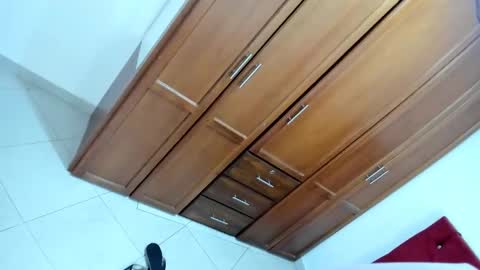  Annie  Elizabeth online show from November 1, 2025, 1:02 pm