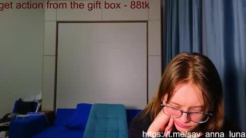 Anna and Luna online show from March 20, 2026, 5:07 pm