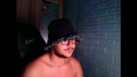 Snapshot of younromki chatting on September 11, 2025, 6:13 am A... online show from September 11, 2025, 6:13 am