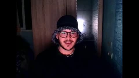 Snapshot of younromki chatting on February 11, 2026, 9:31 pm A... online show from February 11, 2026, 9:31 pm