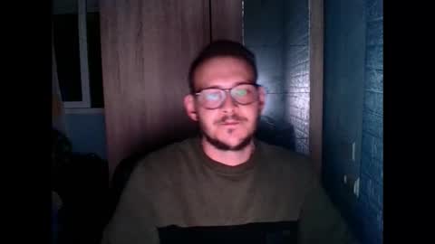 Snapshot of younromki chatting on February 15, 2026, 7:54 pm A... online show from February 15, 2026, 7:54 pm