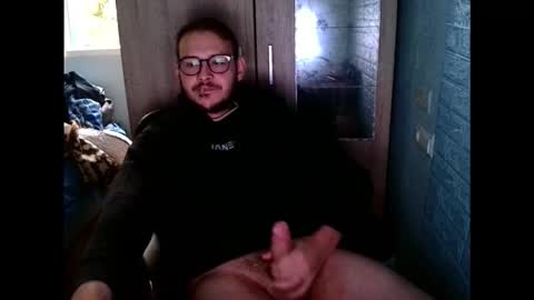 Snapshot of younromki chatting on March 9, 2026, 12:31 pm A... online show from March 9, 2026, 12:31 pm