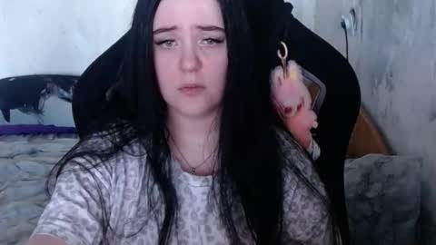 your_8a8y online show from October 2, 2025, 11:06 am