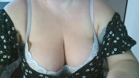 Maria Love online show from January 9, 2026, 9:56 am